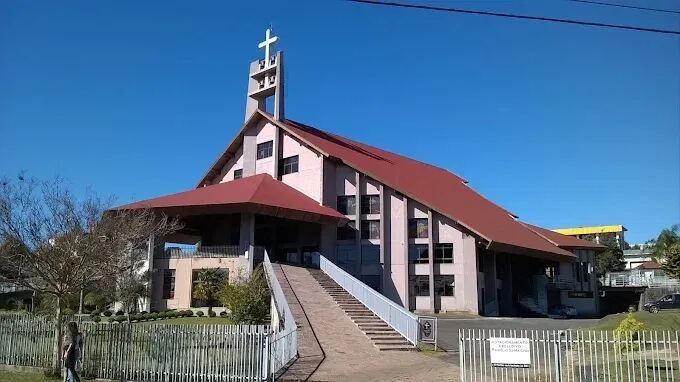 Fachada da Paróquia Santa Cruz